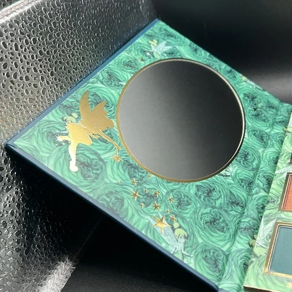 Disney Tinkerbell 12 Color Eyeshadow Mirror Palette - Picture 5 of 6